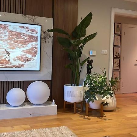 Cosy Bedroom In Luxury Apartment London Ngoại thất bức ảnh