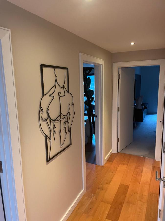 Cosy Bedroom In Luxury Apartment London Ngoại thất bức ảnh